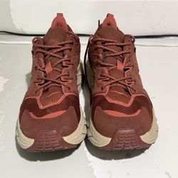 Women’s Hoka Anacapa GTX  Low size 10B