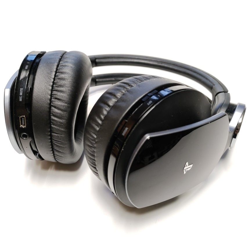 Sony PlayStation Wireless Stereo Headset CECHYA-0086 - READ DESCRIPTION