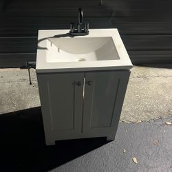 Bathroom Room Vanity 
