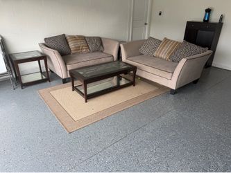 * Living Room Set – 2 Sofas + Coffee Table + 2 Side Tables