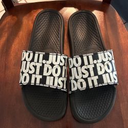 Nike Slides For Sale 