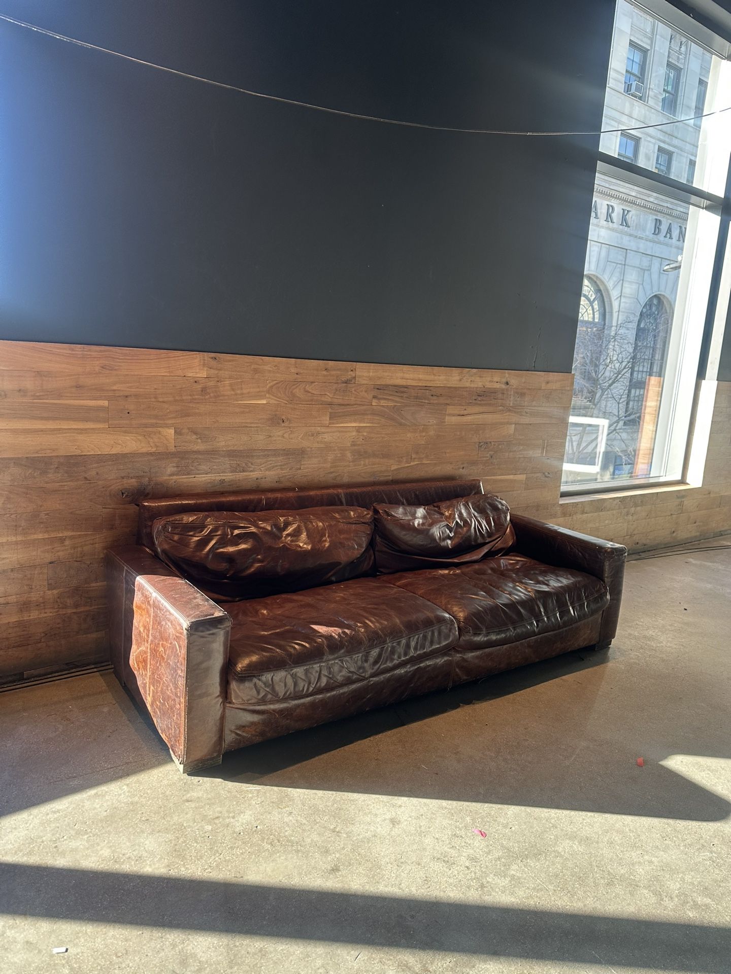 Restoration Hardware Leather Sofa – 94” Leather Sofa - Distressed Brown