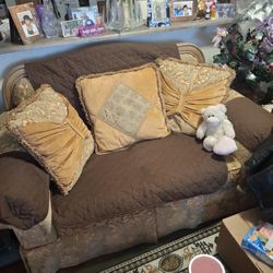 Two Seater Ventage Couch 