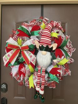 30 Inch Mesh Gnome Elf Wreath
