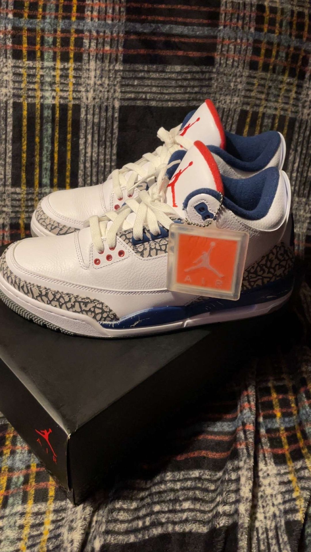 Jordan 3 True Blue 2016
