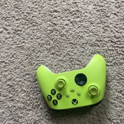 Xbox Yellow Controller