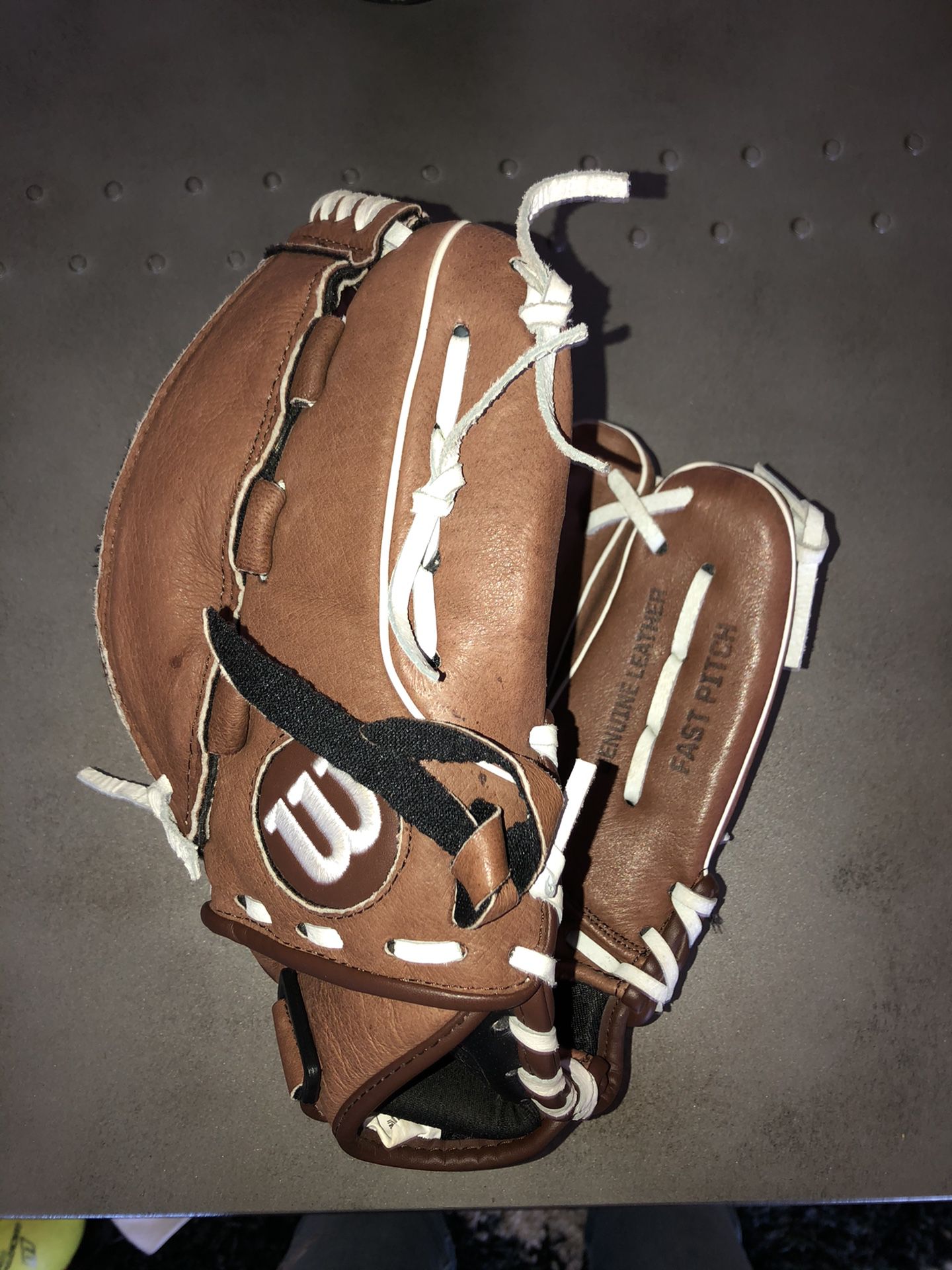 Wilson Softball 11.5 A440 Glove