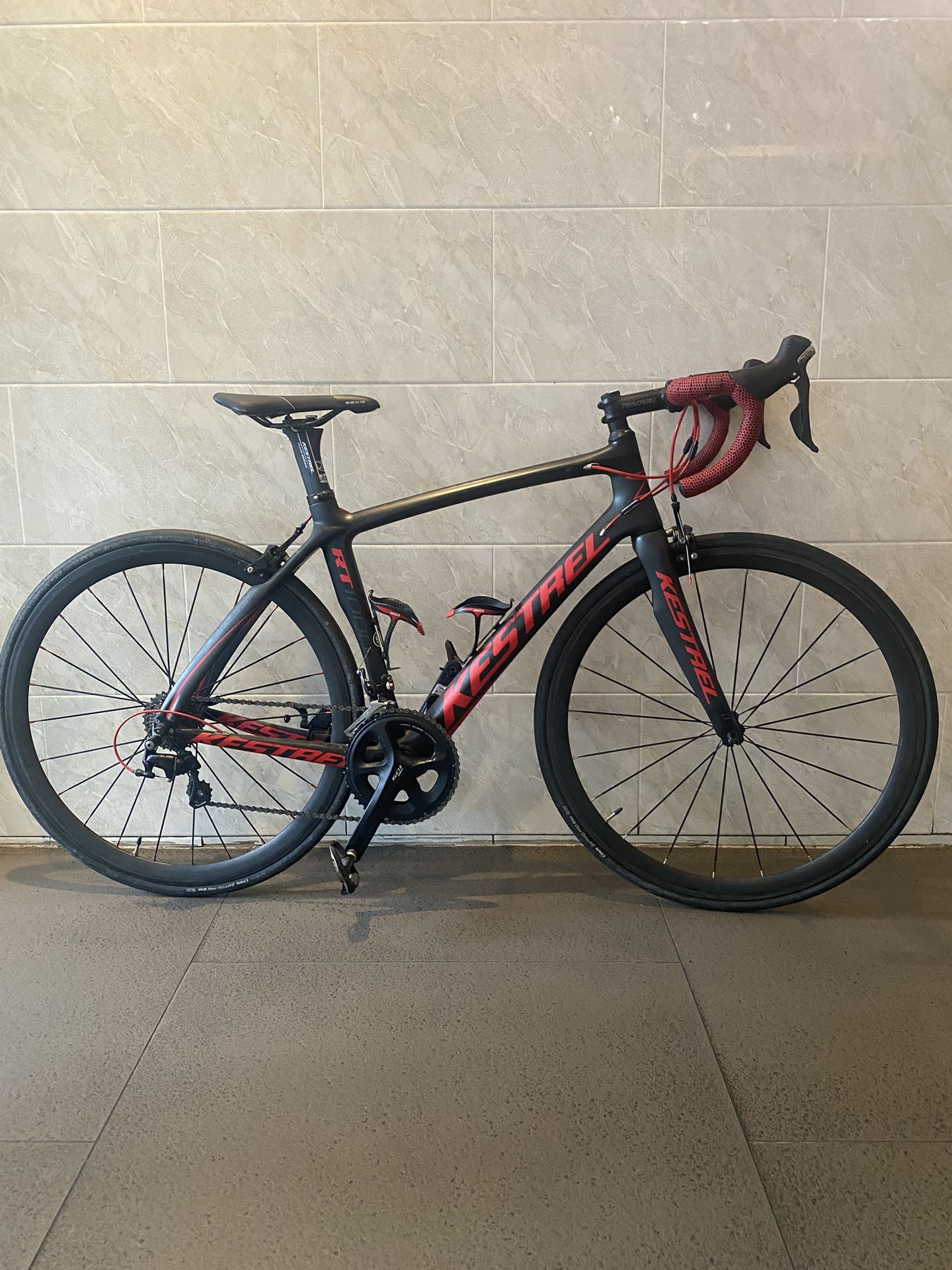Kestrel RT 1000 Full Carbon Road Bike 53 cm,CARBON WHEELS INCLUDED!