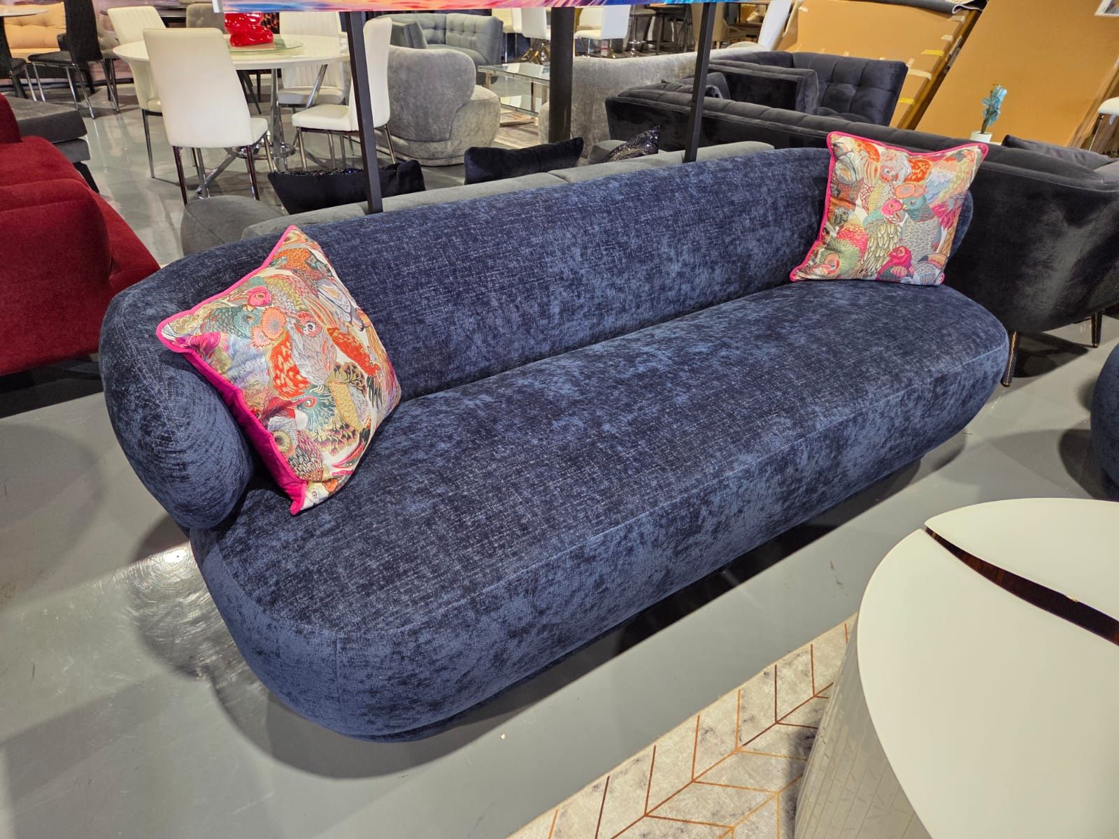 ROUND SOFA BLUE VELVET 90x38