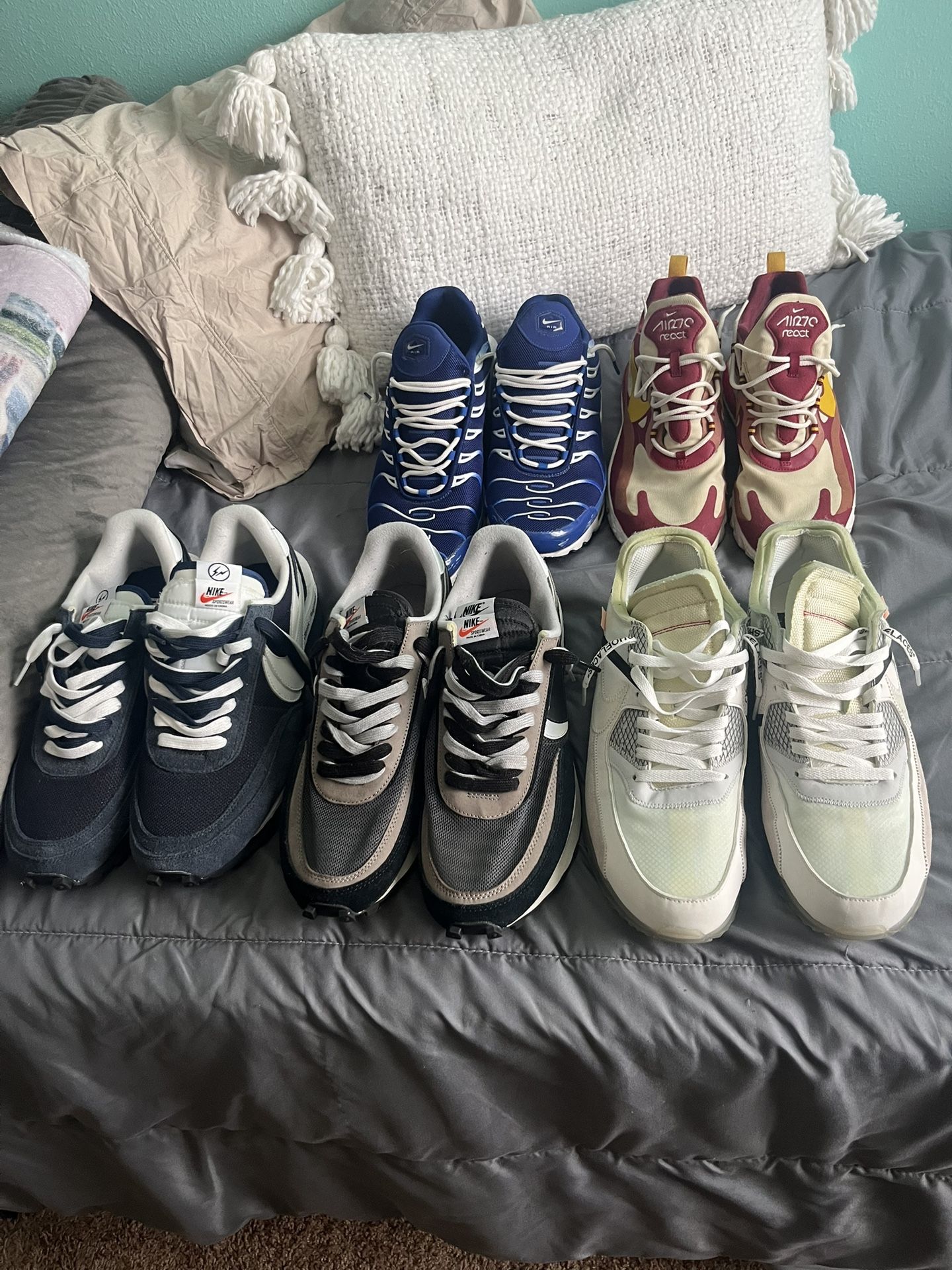 Size 12 men’s Nike Air Shoes