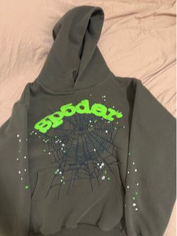 THROW OFFERS Spider hoodie size M