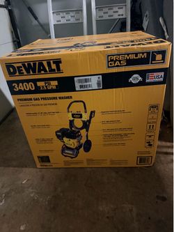 DeWalt Professional Grade Pressure Washer