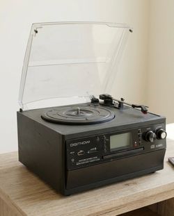 Record Player / Turntable – Used Condition