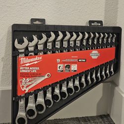 Milwaukee Metric Ratcheting Combination Wrench Set (15-Piece) Good For Mechanic