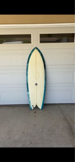 5’6 Twin Fish