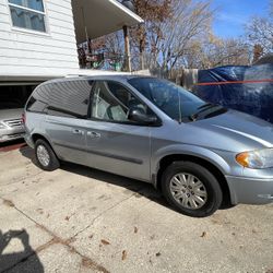 2006 Chrysler Town & Country