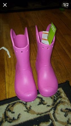 croc rain boots
