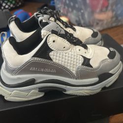 Little  Kid / Big Kid Sneakers 