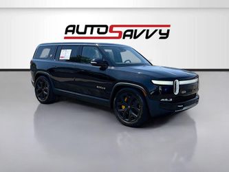 2024 Rivian R1S