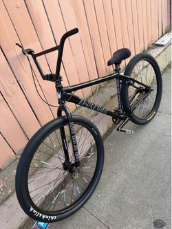 Throne 29 the goon black shadow bmx bike