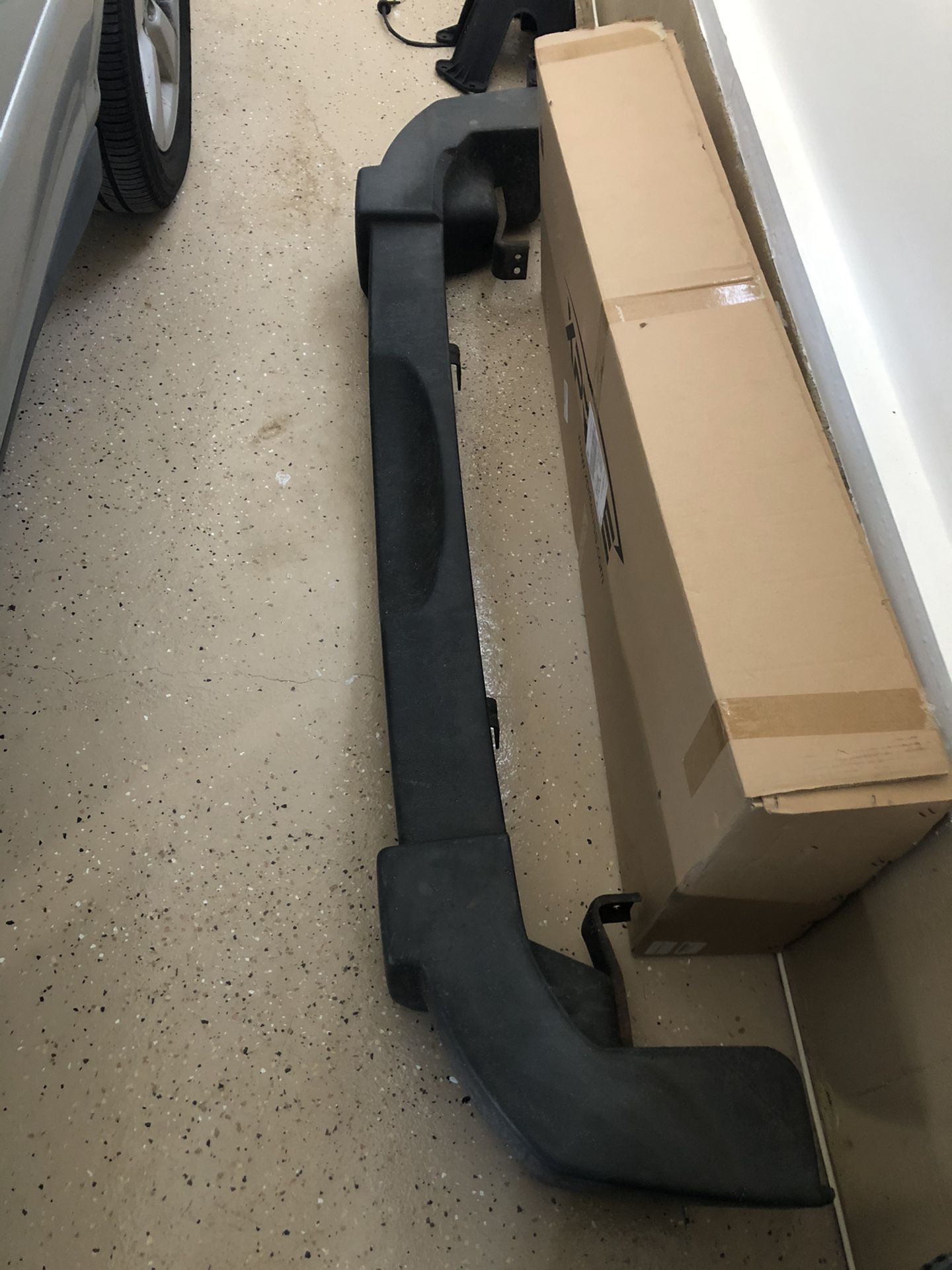 Jk 2007 Jeep Wrangler Parts. OEM rear bumper, hitch, and tire carrier. Willing to sell separately.