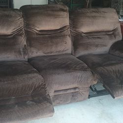 Like New Very Good Condition Recliner Couch