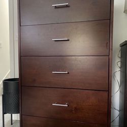 Solid Wood Dresser / Chest Of Drawers 