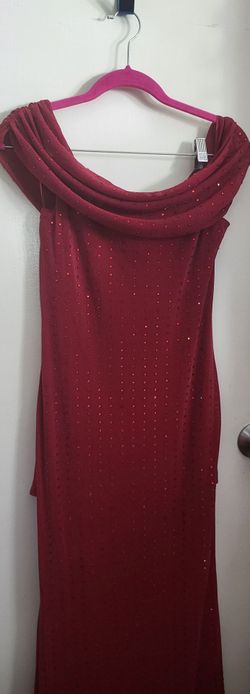 MOTF Red Off-the-Shoulder Rhinestone Formal Evening Gown Dress Size Large
