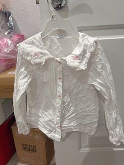 Girls White Long Sleeve Blouse Size 120 Ruffle Collar Embroidered Button Front