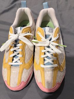 Nike Sun Club Women’s Size 7