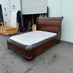 Queen Bed $280