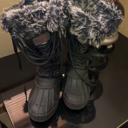 Snow Boots