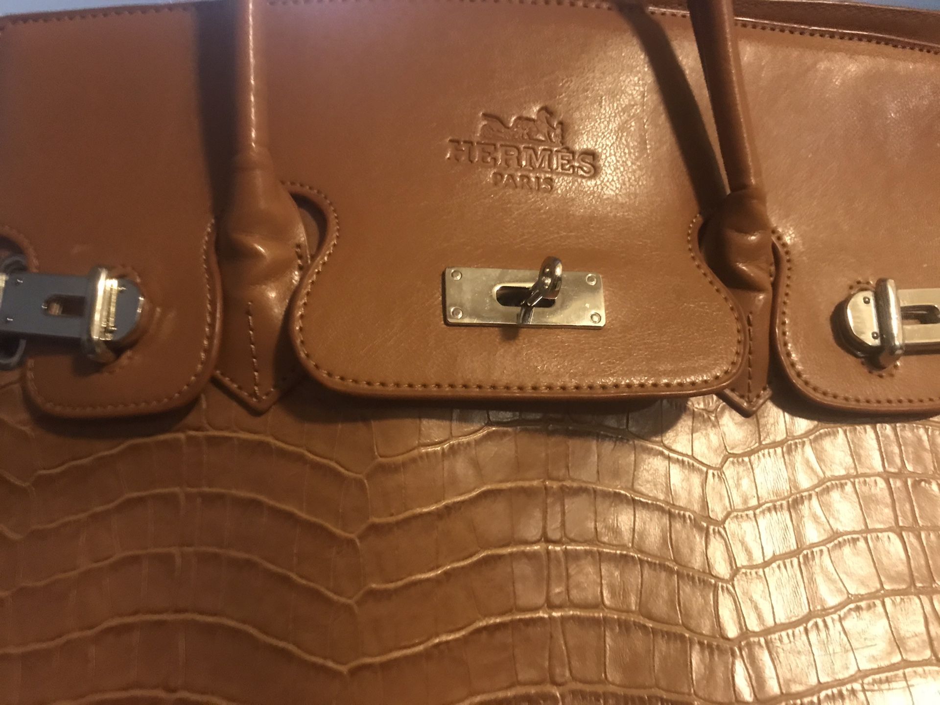 HERMÈS BAG