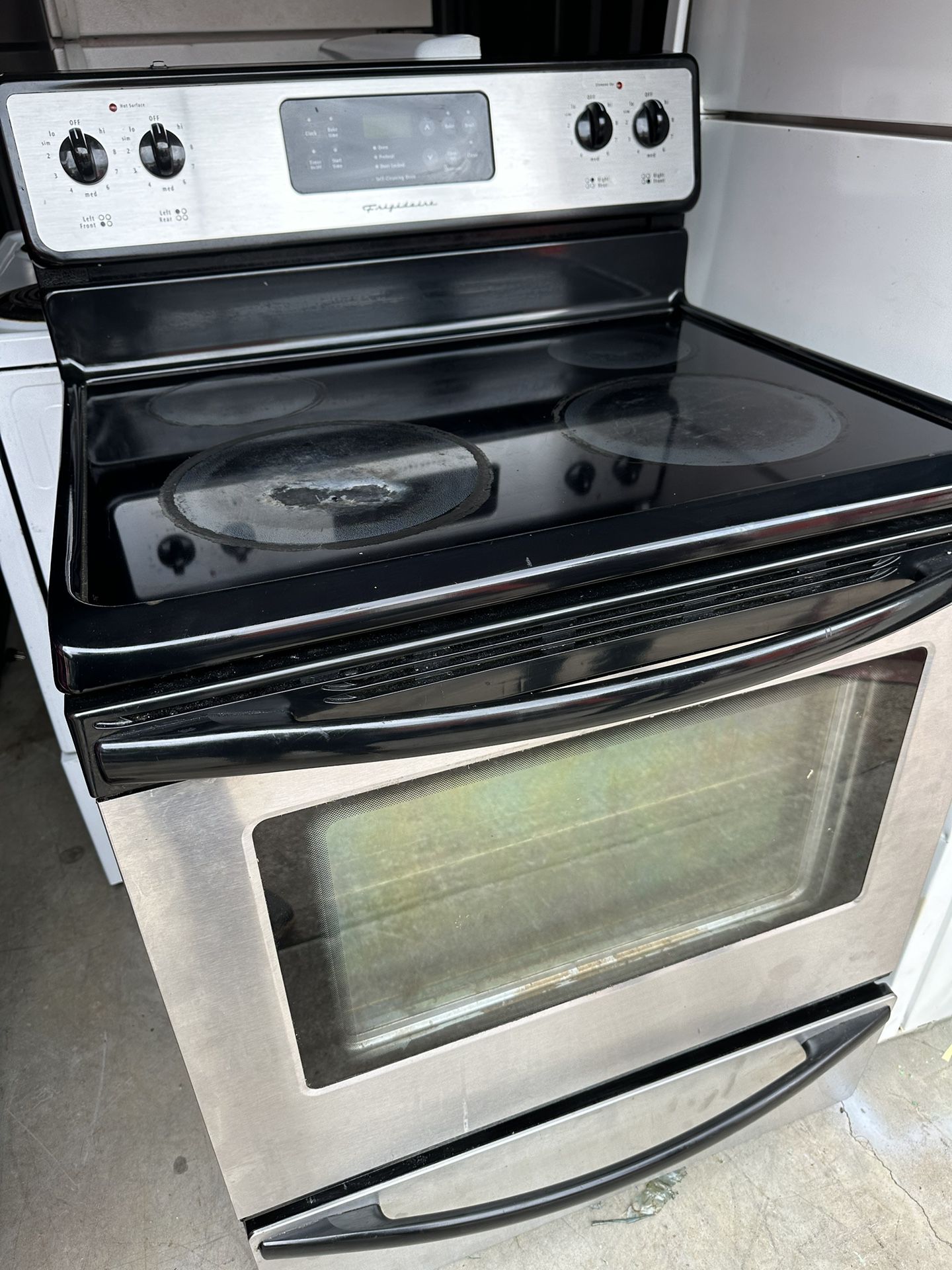 Frigidaire Stainless Steel Stove ($225) pickup only