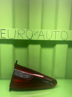 2017 2018 2019 2020 2021 2022 2023 2024 Alfa Romeo Stelvio Left Driver Inner Tail Light OEM 20805999