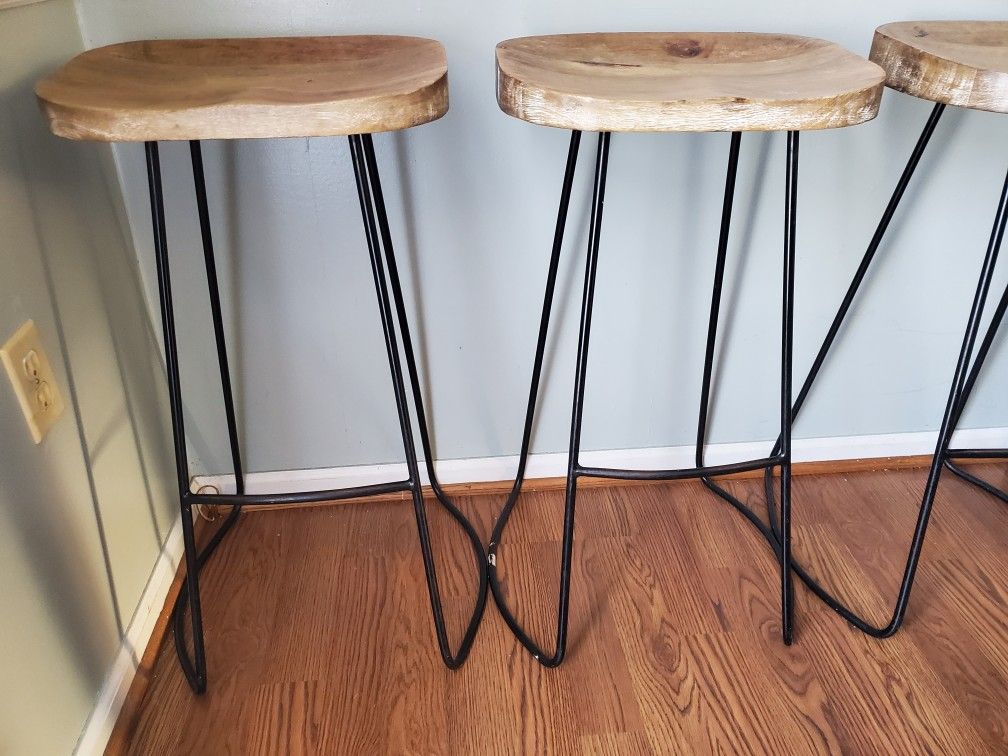 Bar Stools 