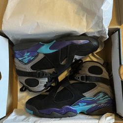 Jordan 8 Aqua Size 6.5 & 7Youth