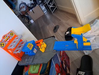 Hot Wheels Monster Truck Blaster