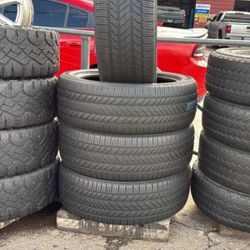 285 45 22 Bridgestone Alenza Set of 4 Used in Excellent Condition