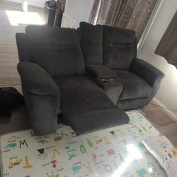 Recliner Love Seat 79"