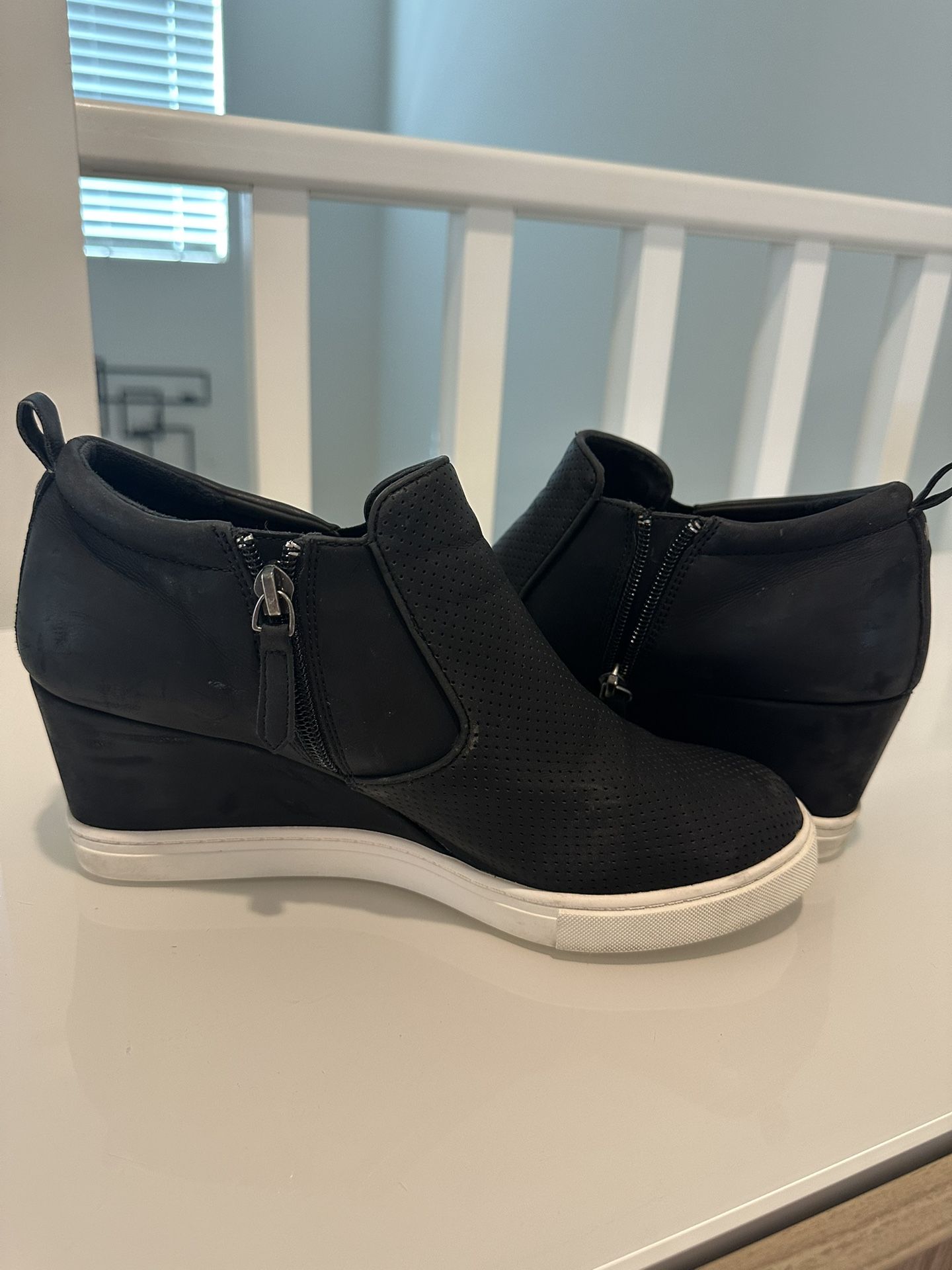 Black Casual Wedge Shoe