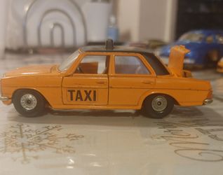 Mercedes Benz taxi 240 D made by Corgi