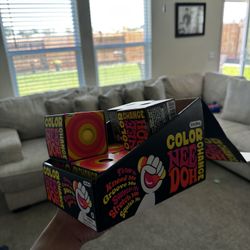 Color Changing Ne-Doh 