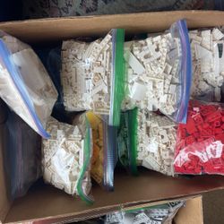 100 Lbs Of Lego sets 