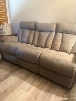 2 matching couches