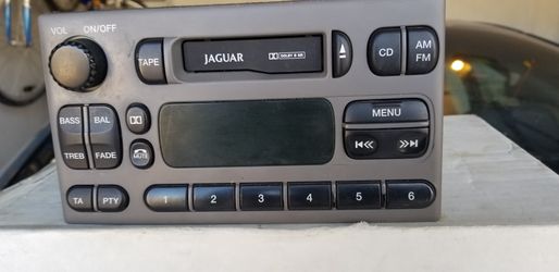 Am/ Fm double din radio cassette player jaguar