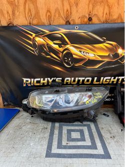 HONDA CIVIC LEFT USED OEM HEADLIGHT (2016-2018)