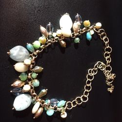 White And Green Necklace 