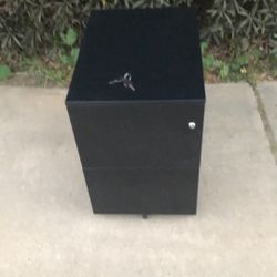  New Aurora File Cabinet 2 Drawer with Keys 