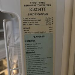 Refrigerator By Magic Chef
